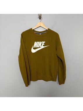 NIKE women's logo crew sweatshirt size M